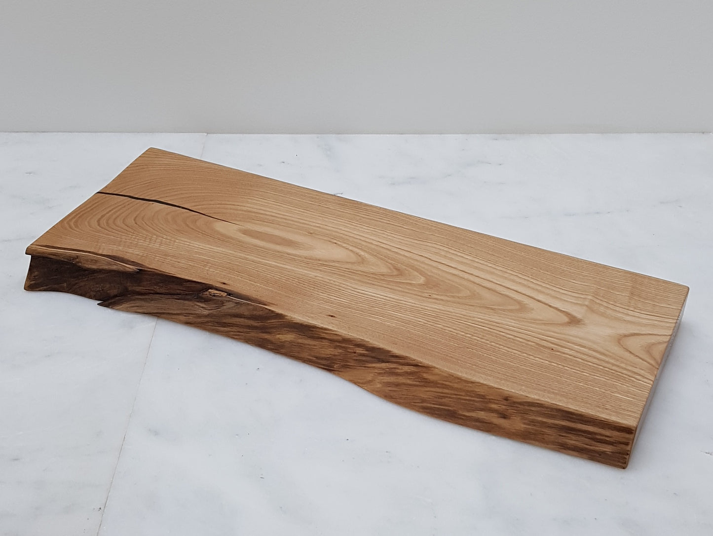 No60 Live Edge Ash Chopping Board