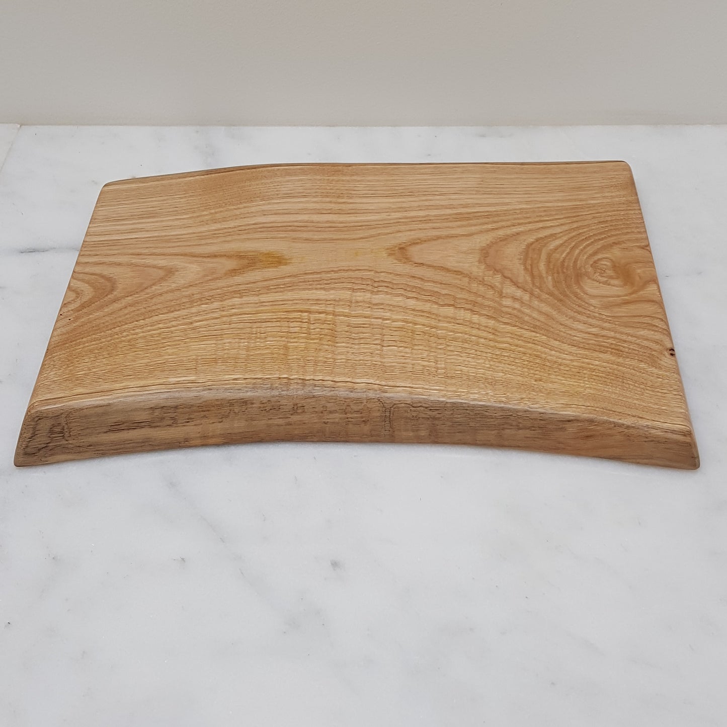 No202 Live Edge Ash Chopping Board