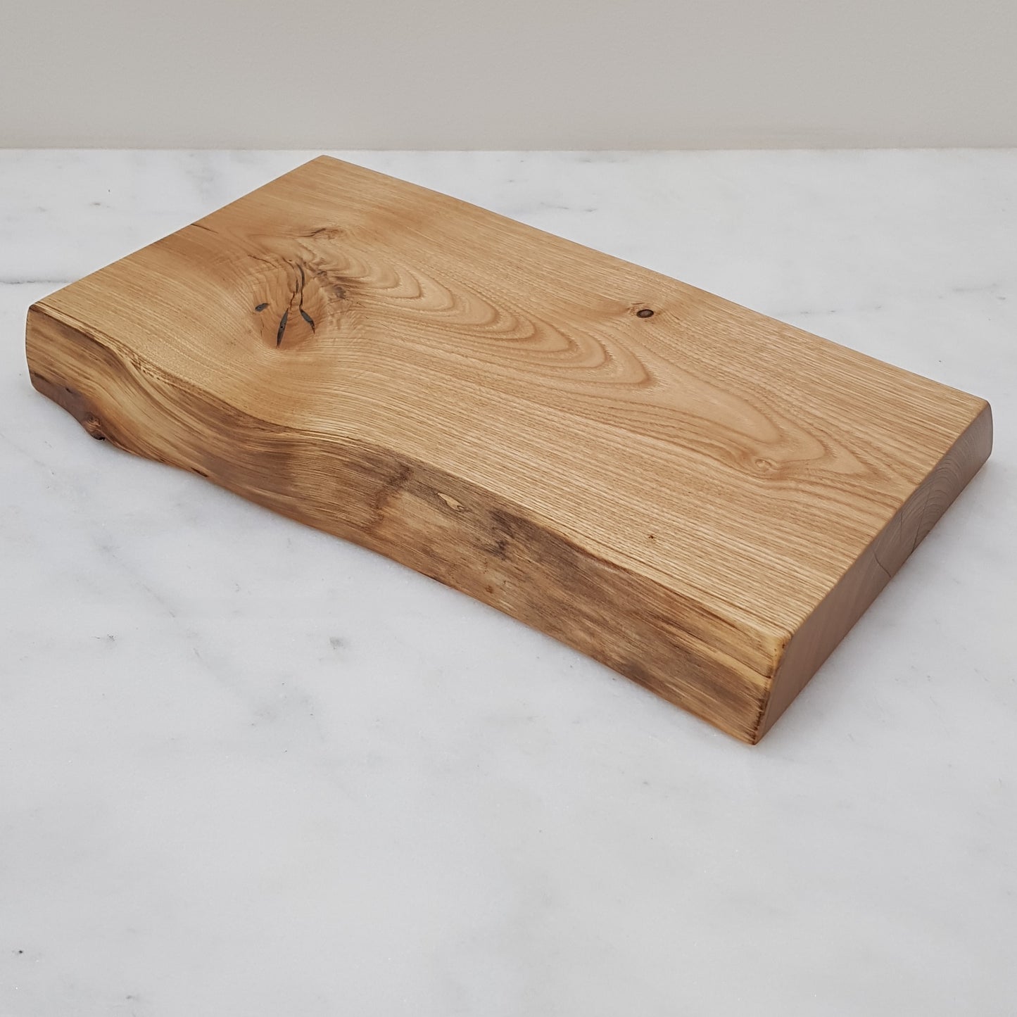 No44 Live Edge Ash Chopping Board